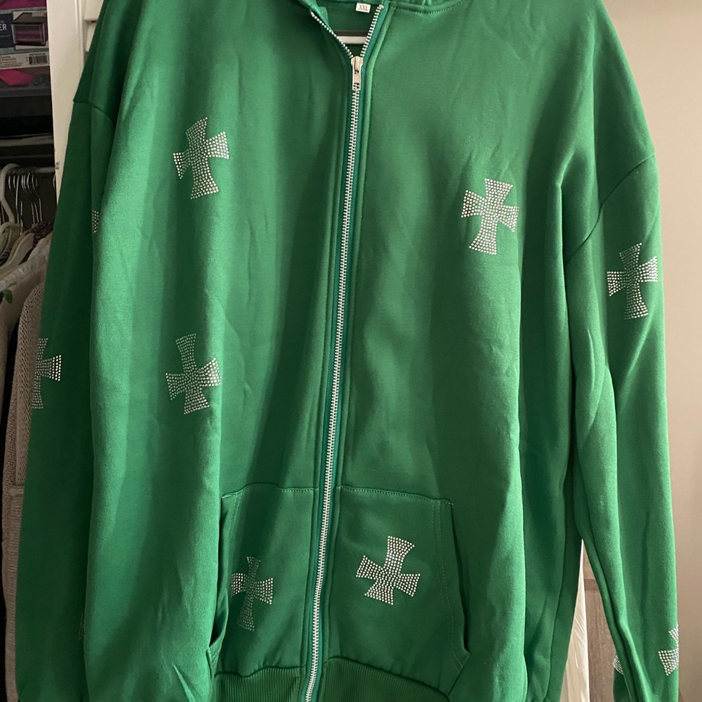 Fresh out of package XXL green zip up sweatshirt